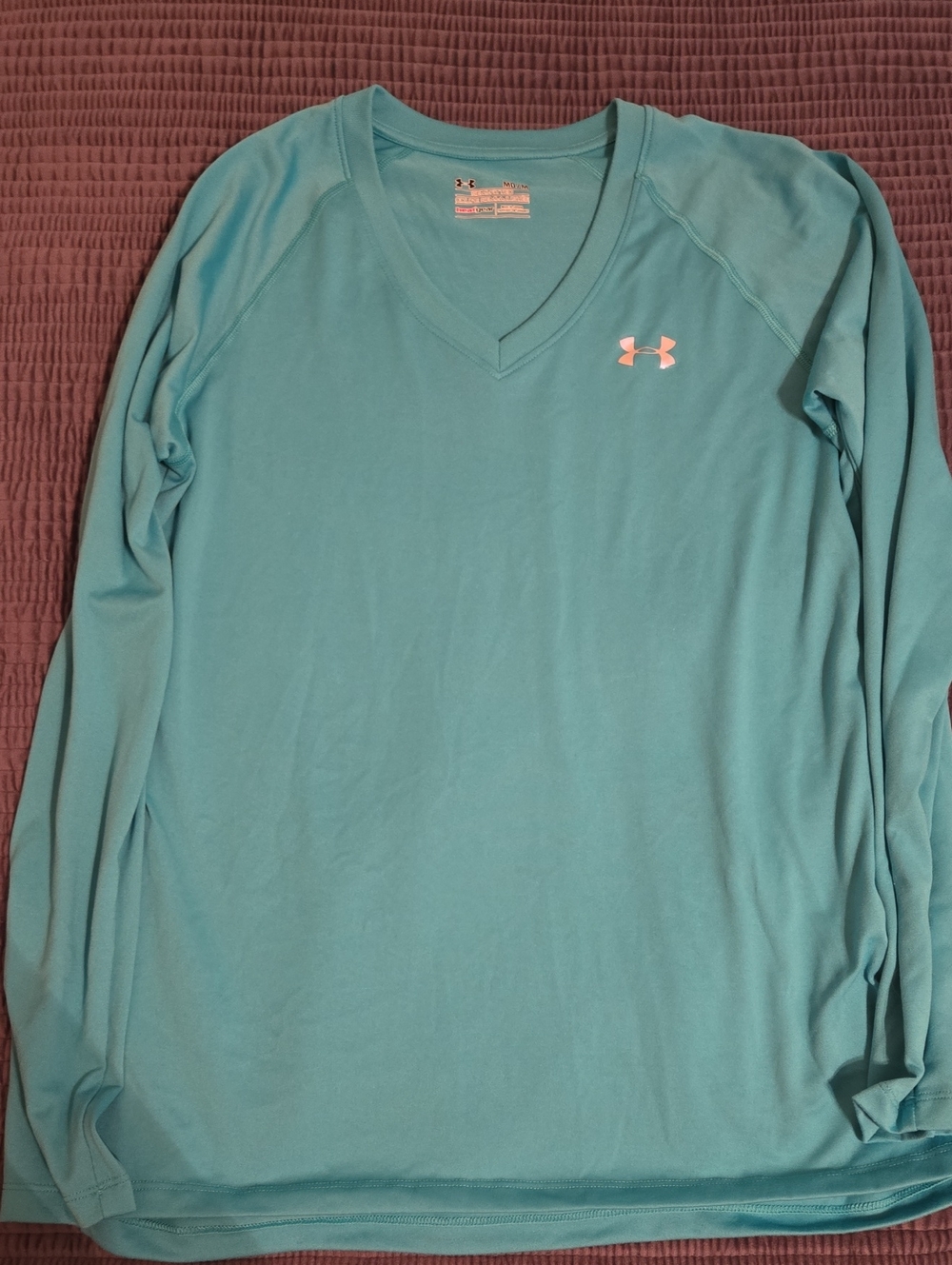 Under Armour Womans Teal V-Neck Performance Long Sleeve Size M